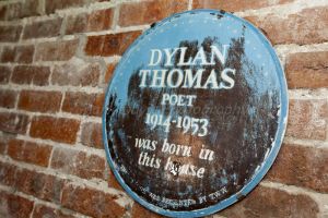 dylan thomas 5 cwmdonkin park 6 sm.jpg